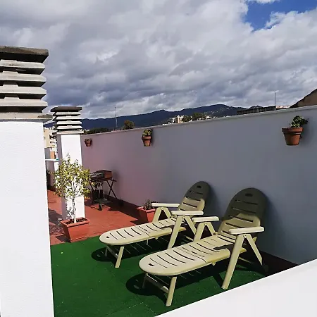 Calle Segismundo Moret *